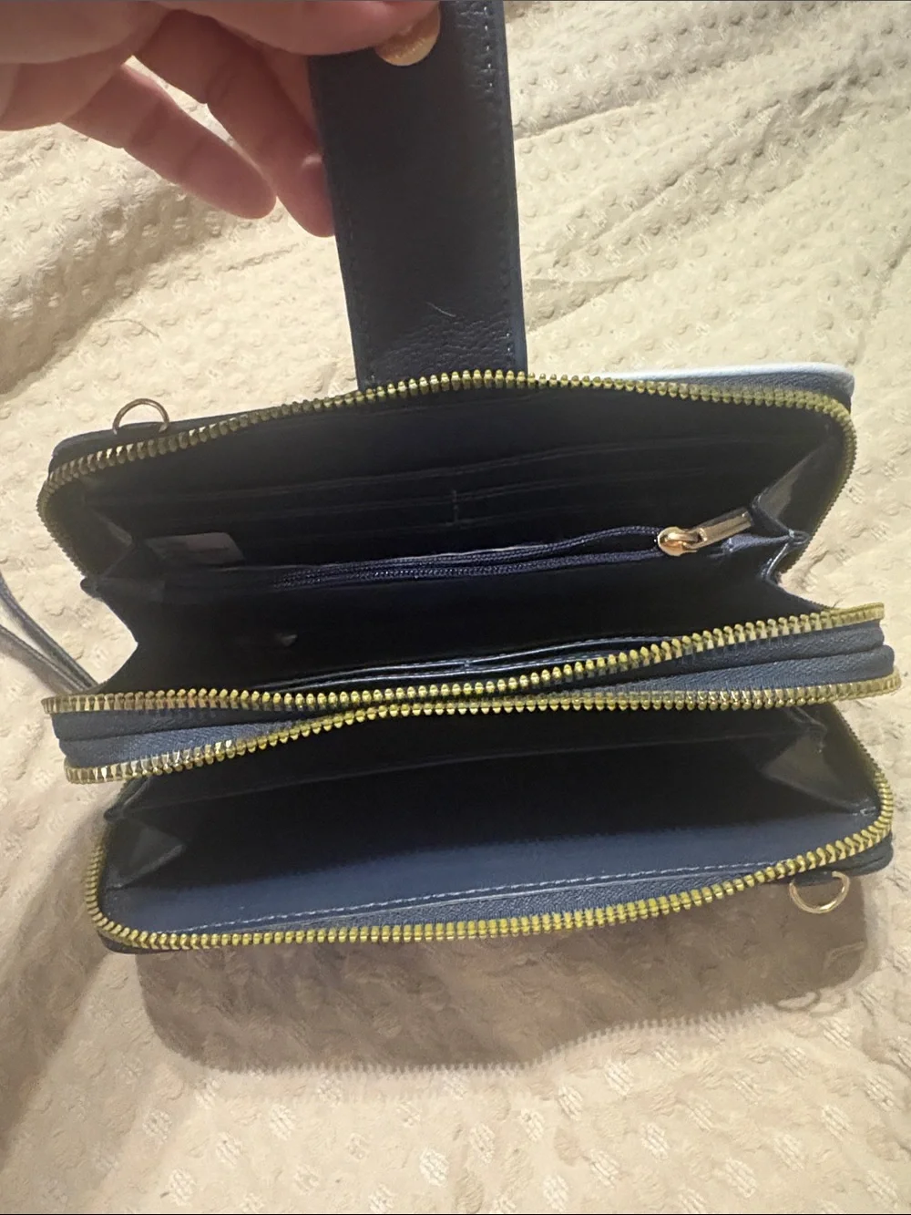 Gloria Vanderbilt Blue and Light Blue Colorblock Wristlet Wallet